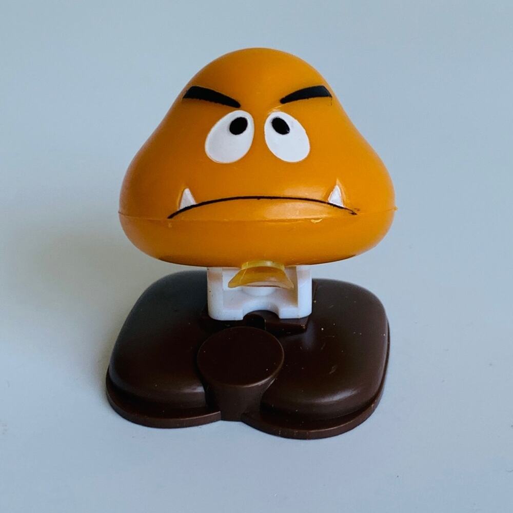 NEW 1989 Nintendo Little Goomba Action Figure